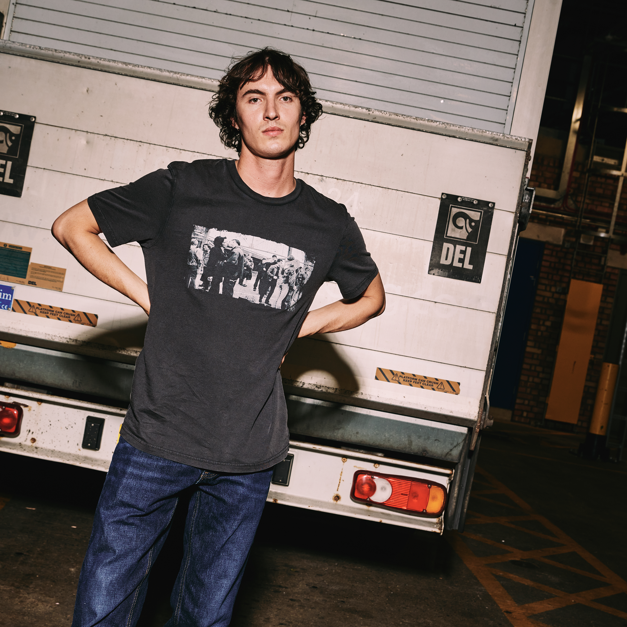 Stereophonics - Vintage Performance And Cocktails Faded Black T-Shirt