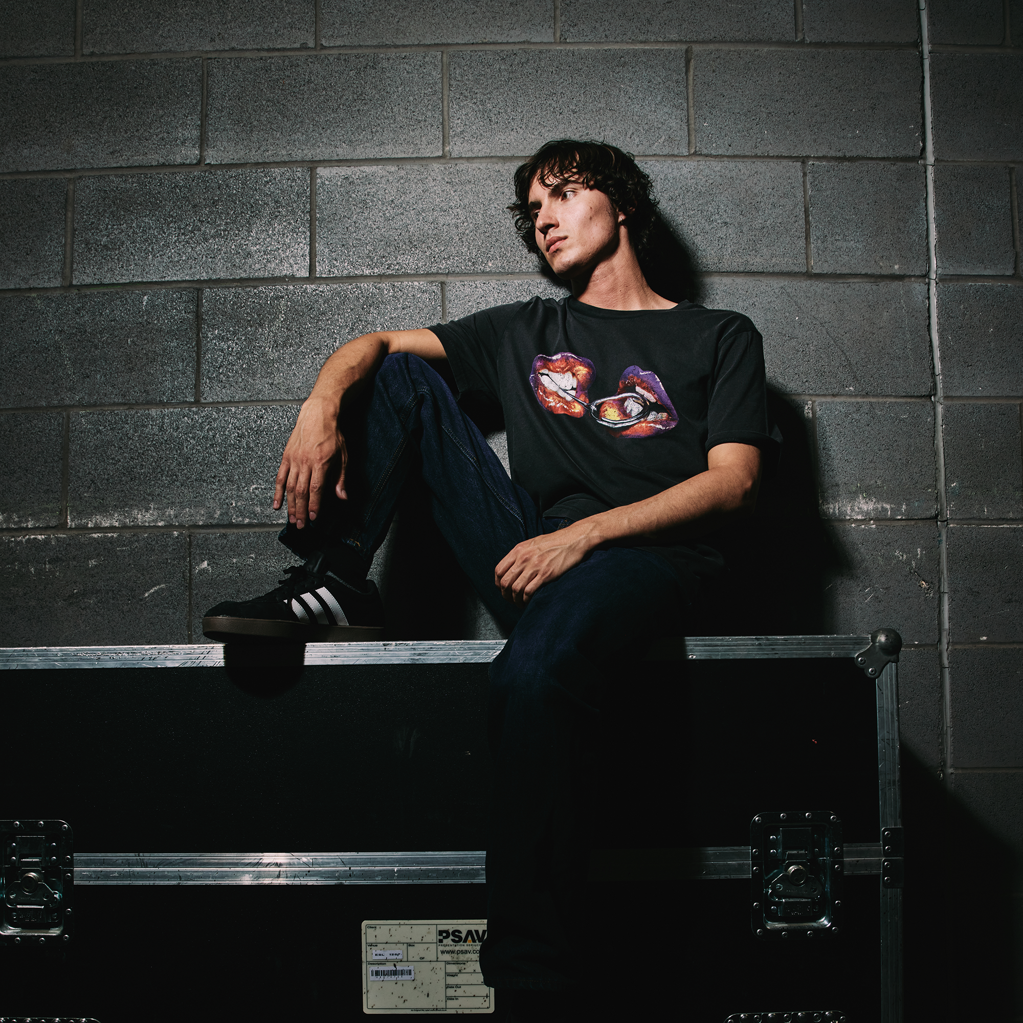 Stereophonics - Vintage Pull The Pin Faded Black T-Shirt